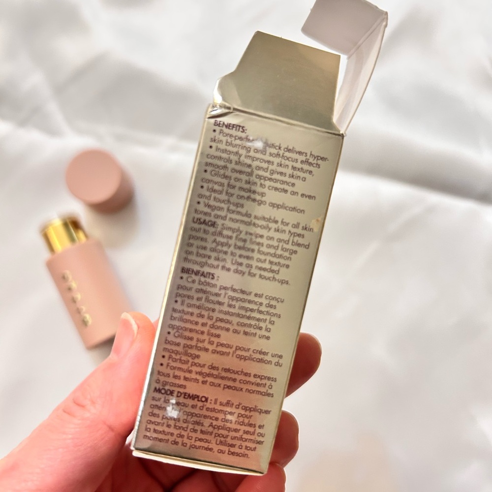 Stila All About the Blur Instant Blurring Stick - Picture 8 of 11